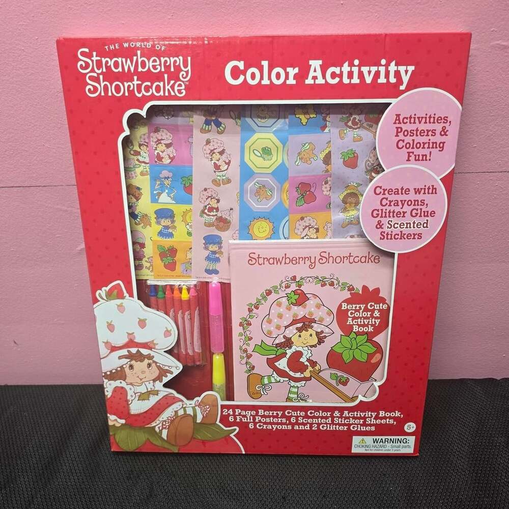 Strawberry Shortcake Color Activity Set